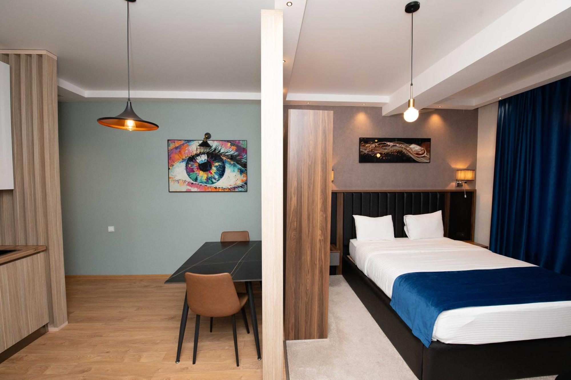 Gori Palace Apartments Экстерьер фото